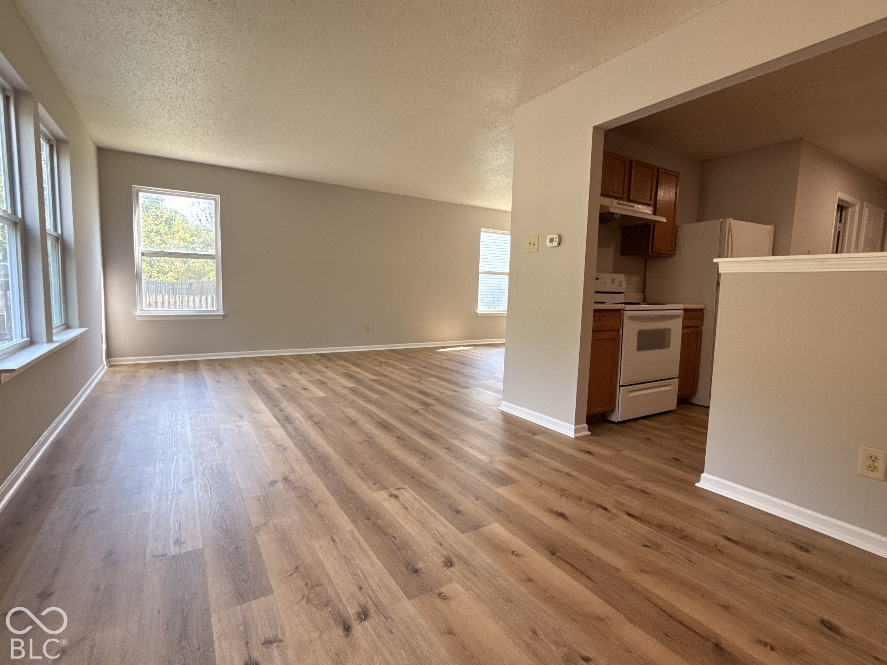 2407 Collins Way, Greenfield, IN, 46140 photo 5 of 21