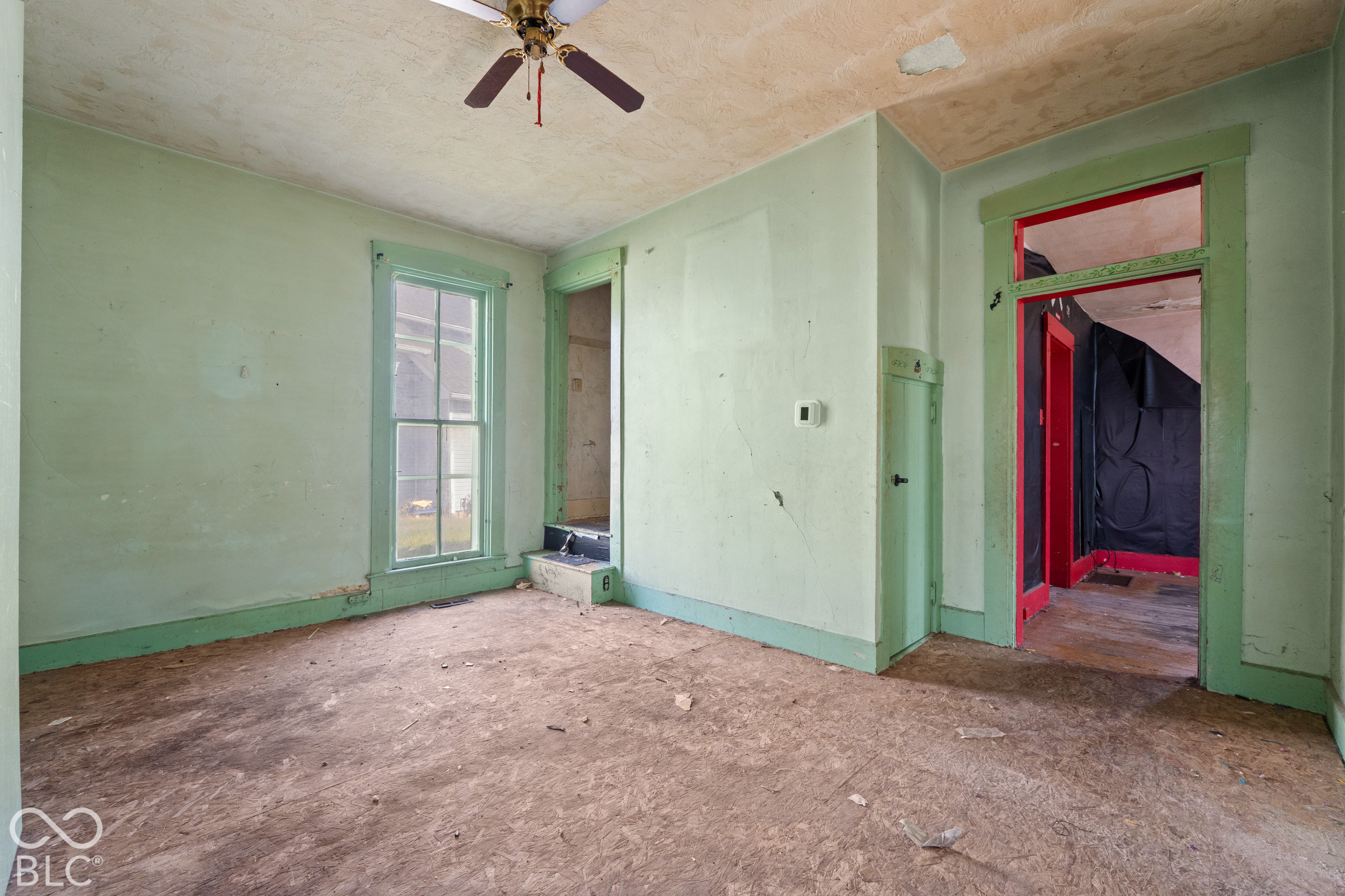 127 S Main, Summitville, IN, 46070 photo 5 of 15