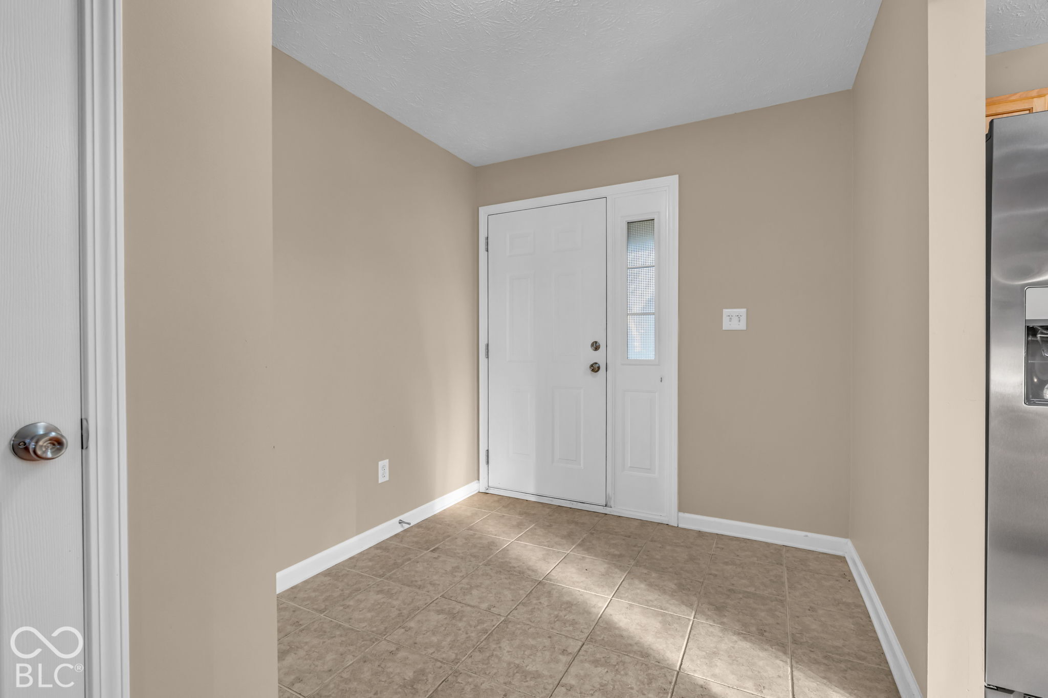 13280 N White Cloud Court, Camby, IN, 46113 photo 5 of 43