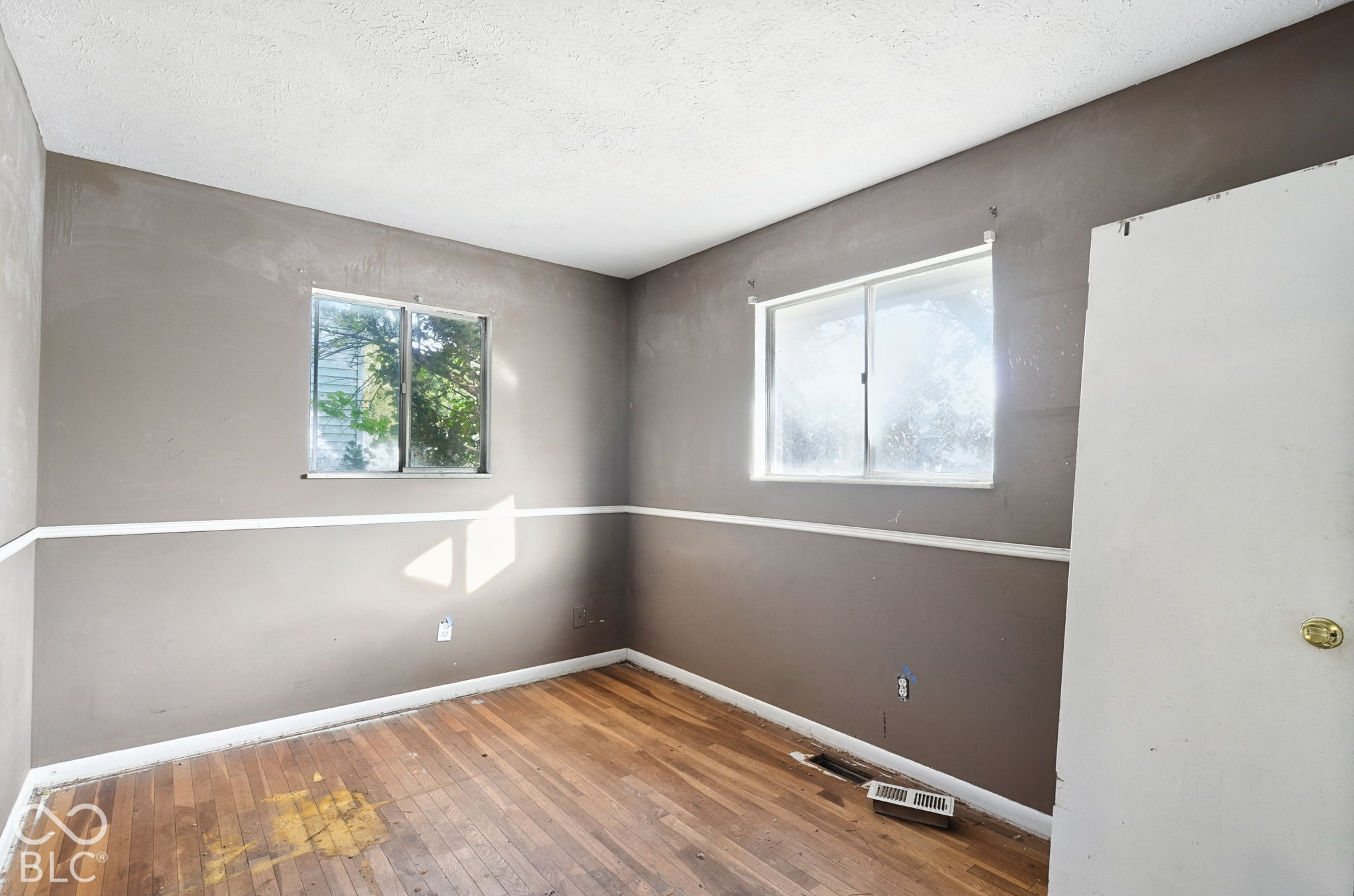 5806 Oliver Avenue, Indianapolis, IN, 46241 photo 5 of 27
