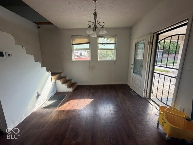 3402 E New York Street, Indianapolis, IN, 46201 photo 5 of 19
