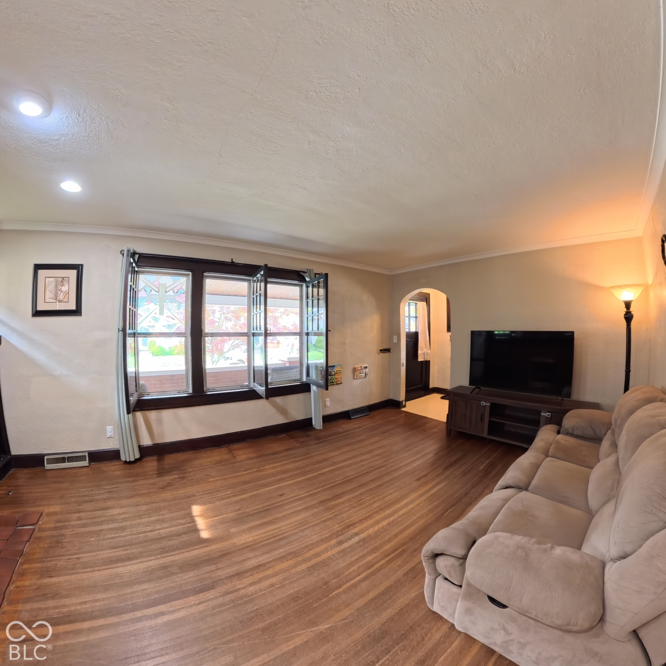 333 N Graham Avenue, Indianapolis, IN, 46219 photo 5 of 22