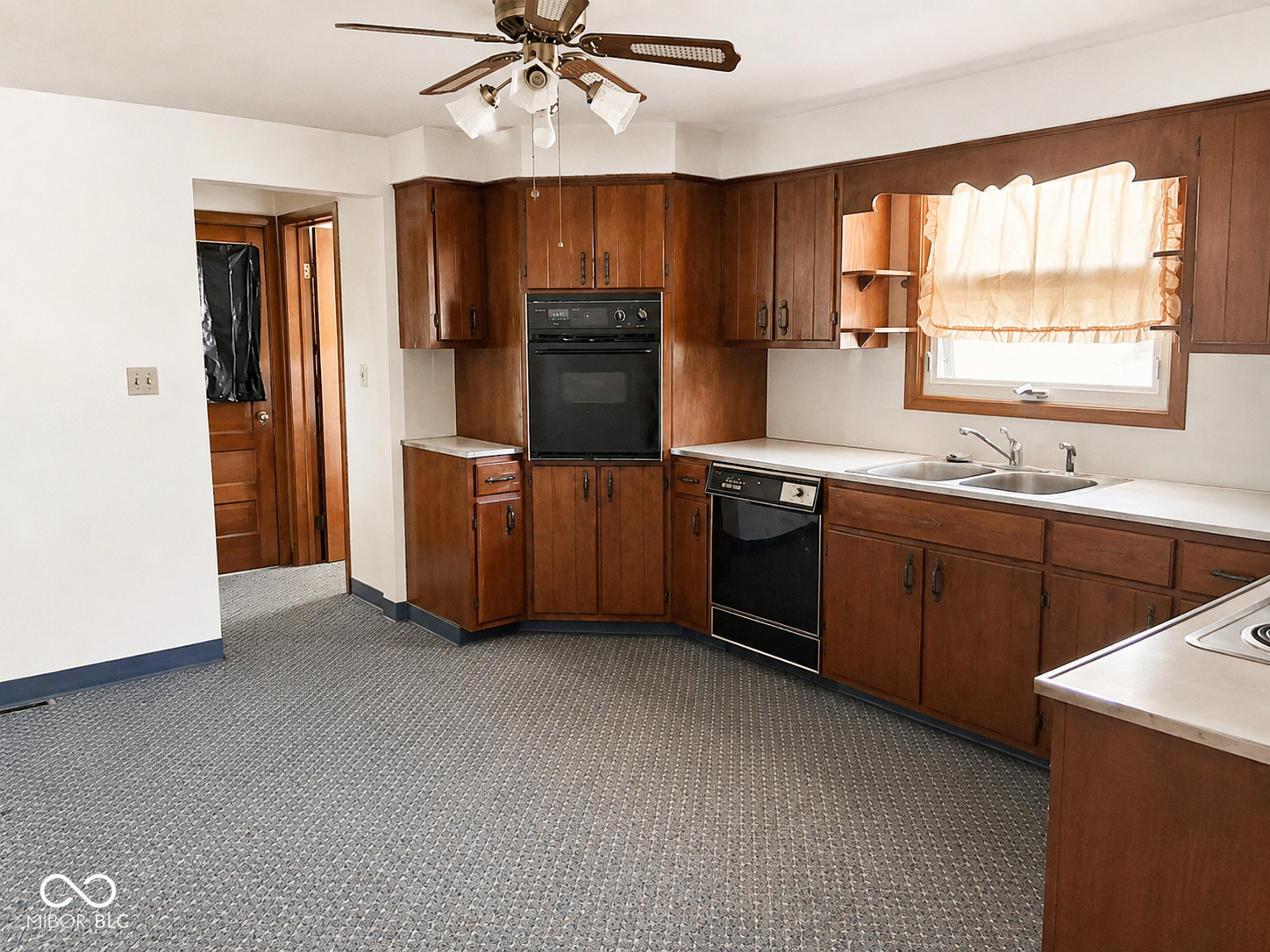 5358 E Woodruff Drive, New Castle, IN, 47362 photo 5 of 20