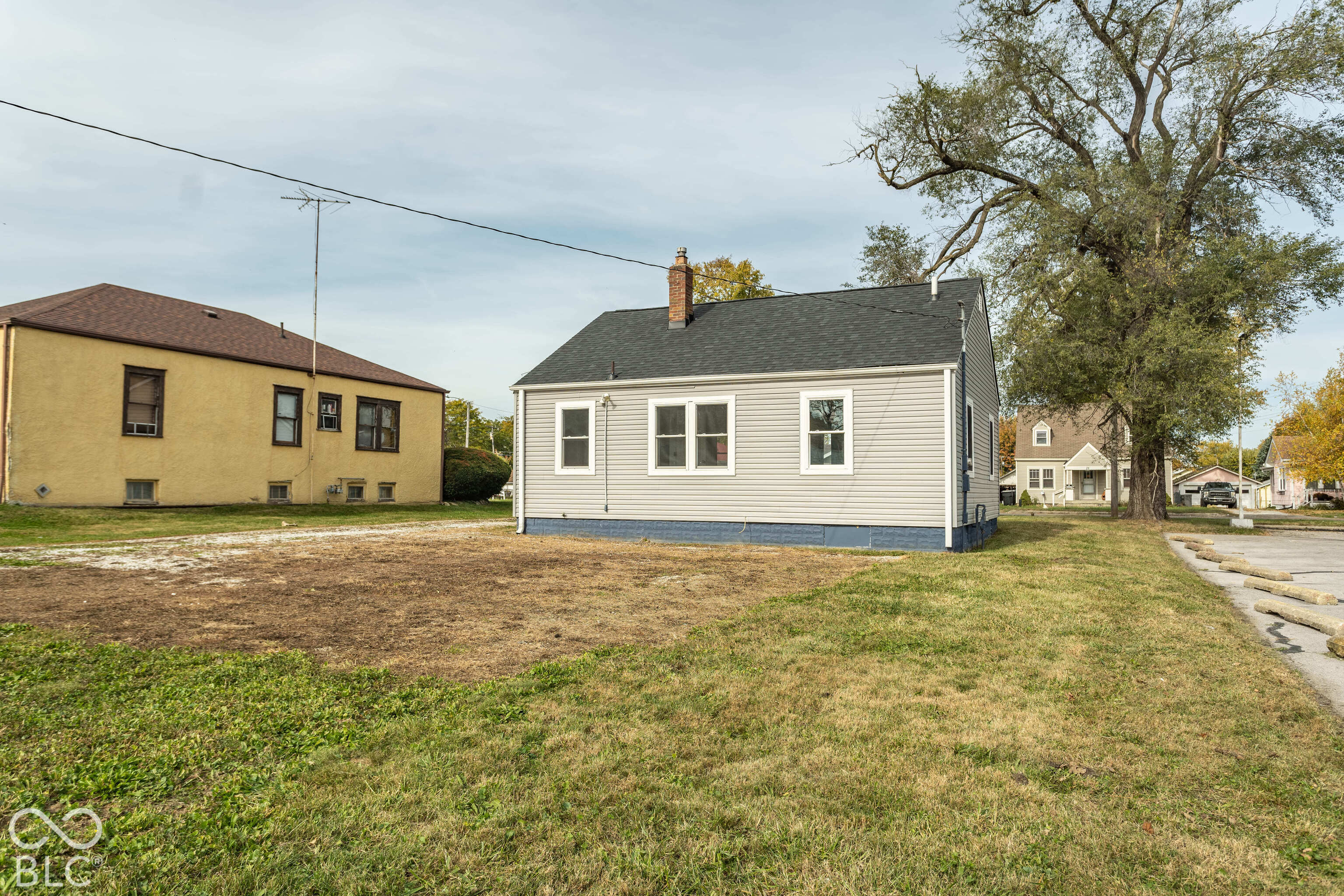 25 W 38th Street, Anderson, IN, 46013 photo 5 of 16