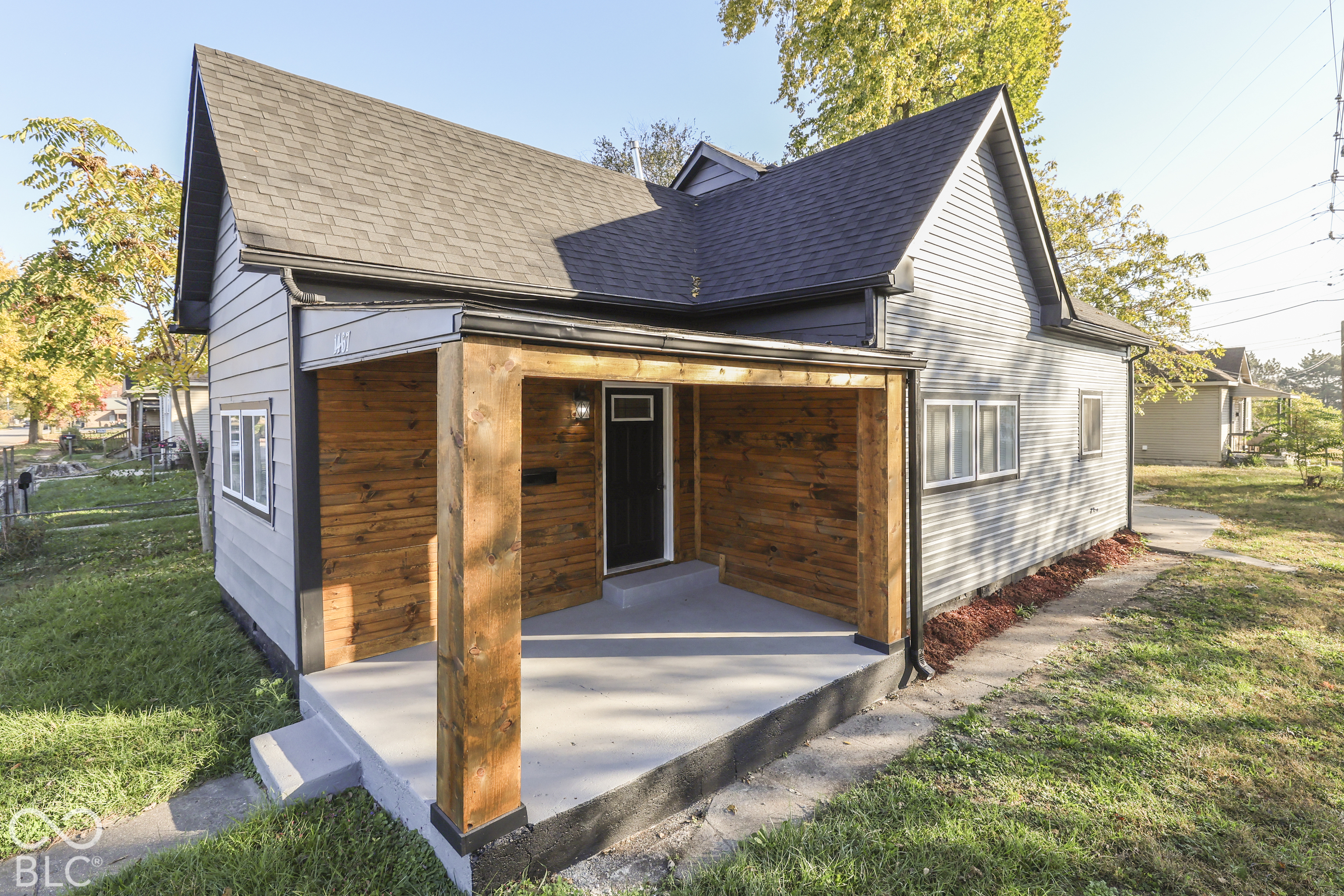 1467 Blaine Avenue, Indianapolis, IN, 46221 photo 5 of 37
