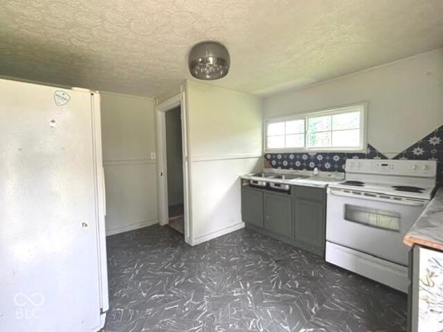 1009 N Church Street, Austin, IN, 47102 photo 5 of 26