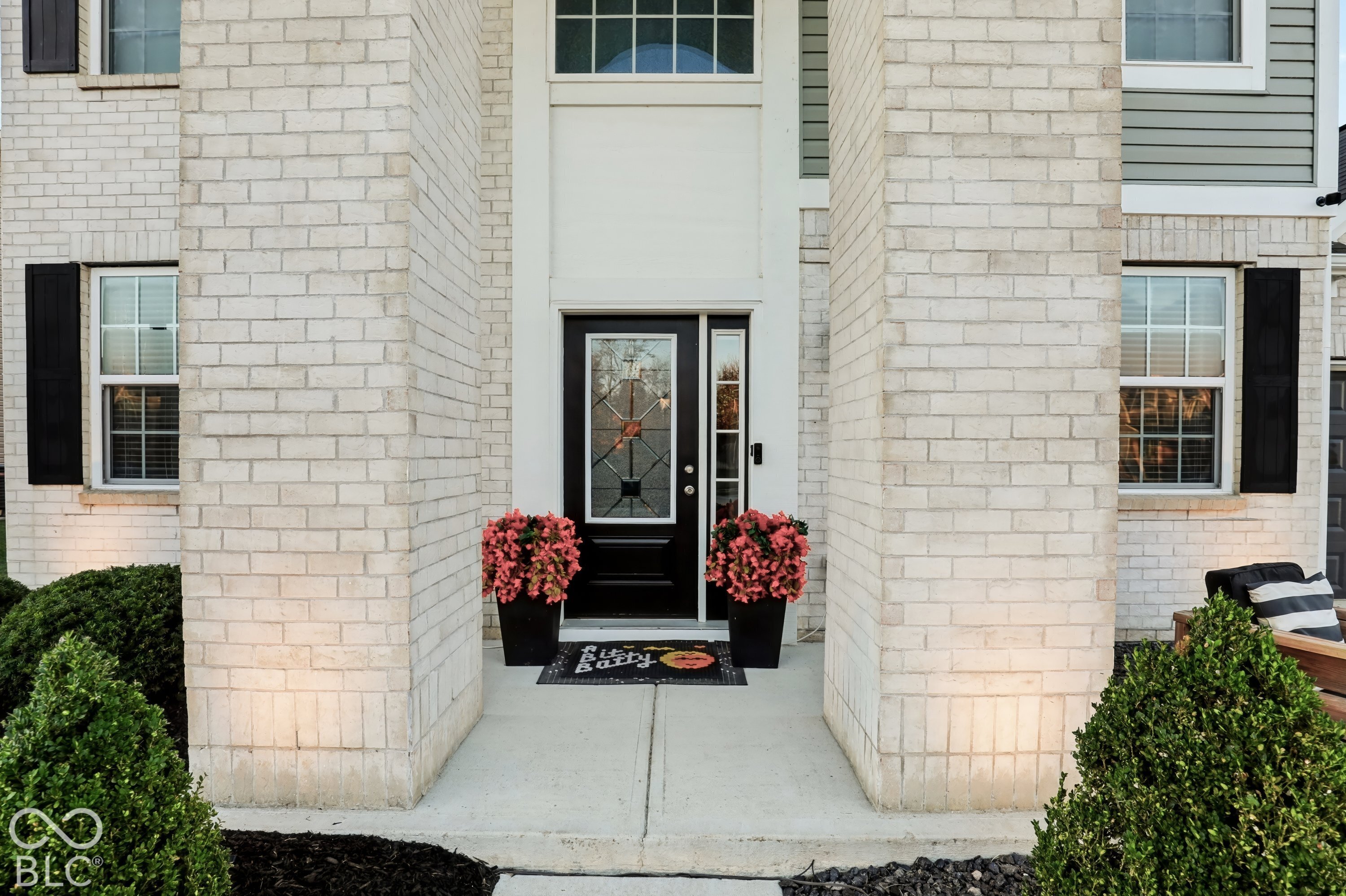 5807 W Commonview Drive, McCordsville, IN, 46055 photo 5 of 103