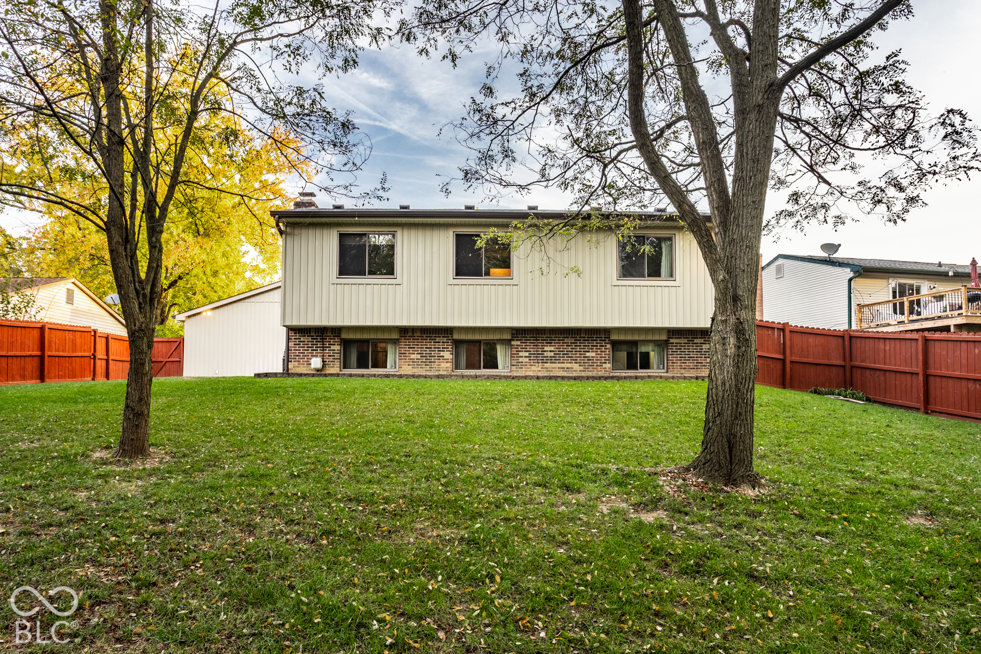 5617 Dollar Hide South Drive, Indianapolis, IN, 46221 photo 5 of 21