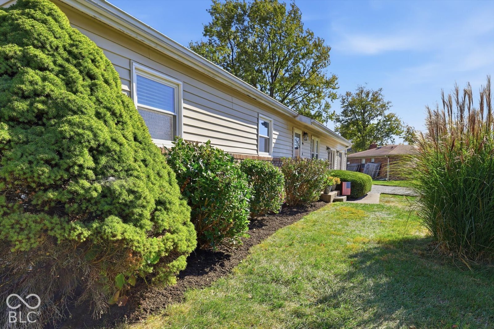2854 S Oakland Drive, Shelbyville, IN, 46176 photo 5 of 30