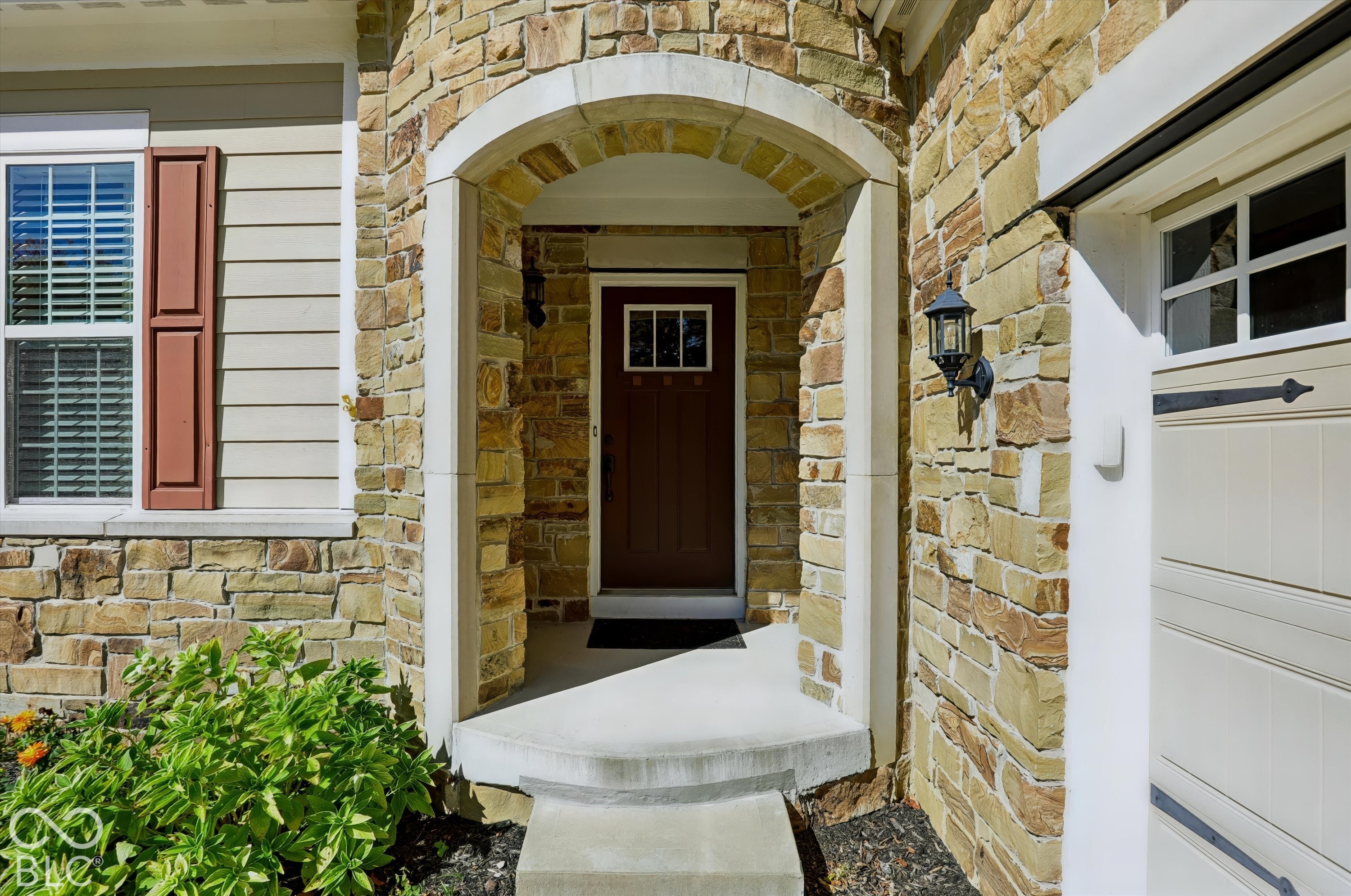 3986 Sugar Pine, Zionsville, IN, 46077 photo 5 of 115