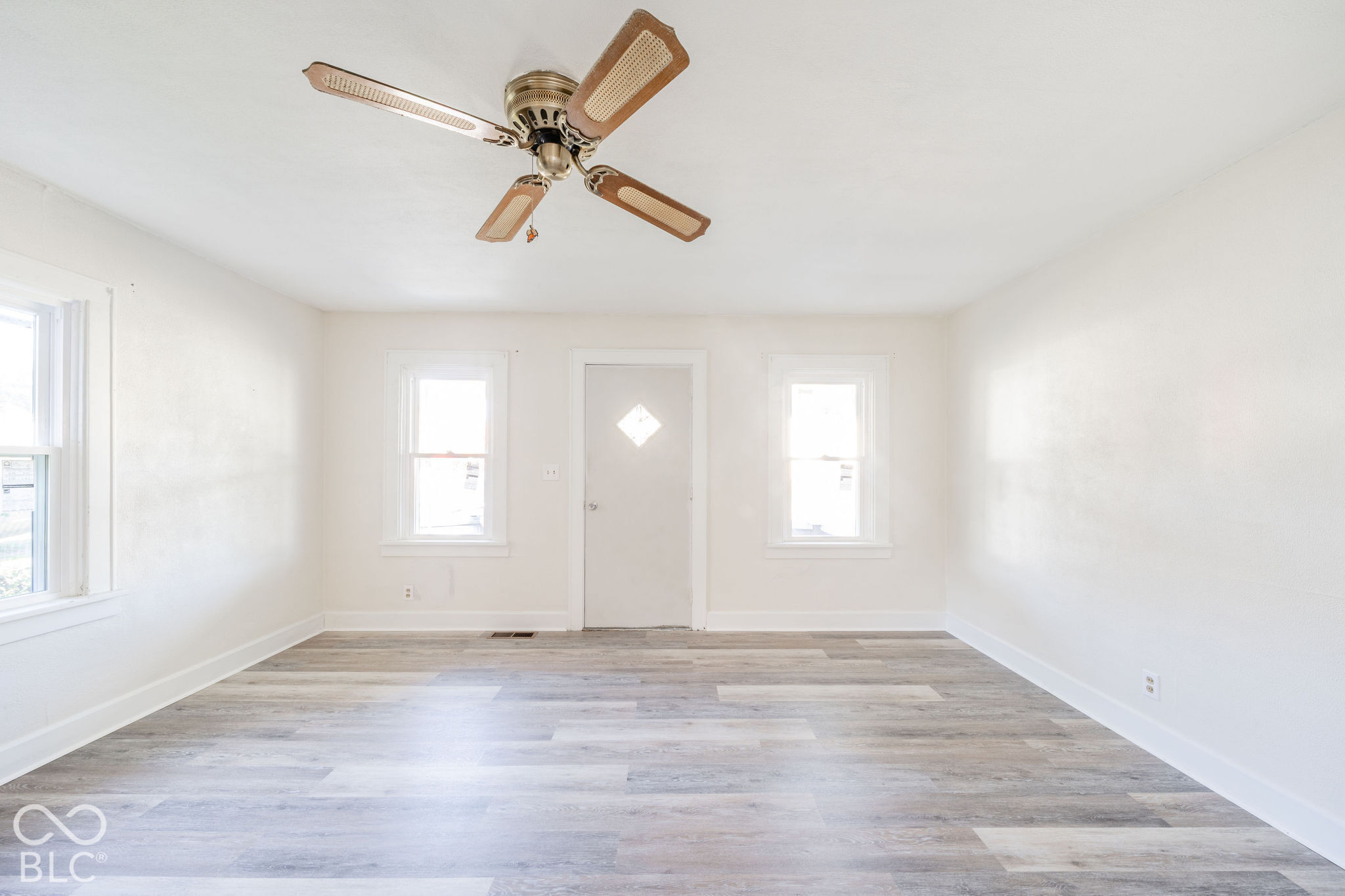 1811 E 10th Street, Anderson, IN, 46012 photo 5 of 28