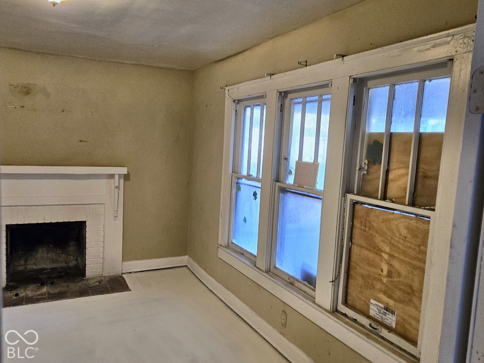 3458 Graceland Avenue, Indianapolis, IN, 46208 photo 5 of 20