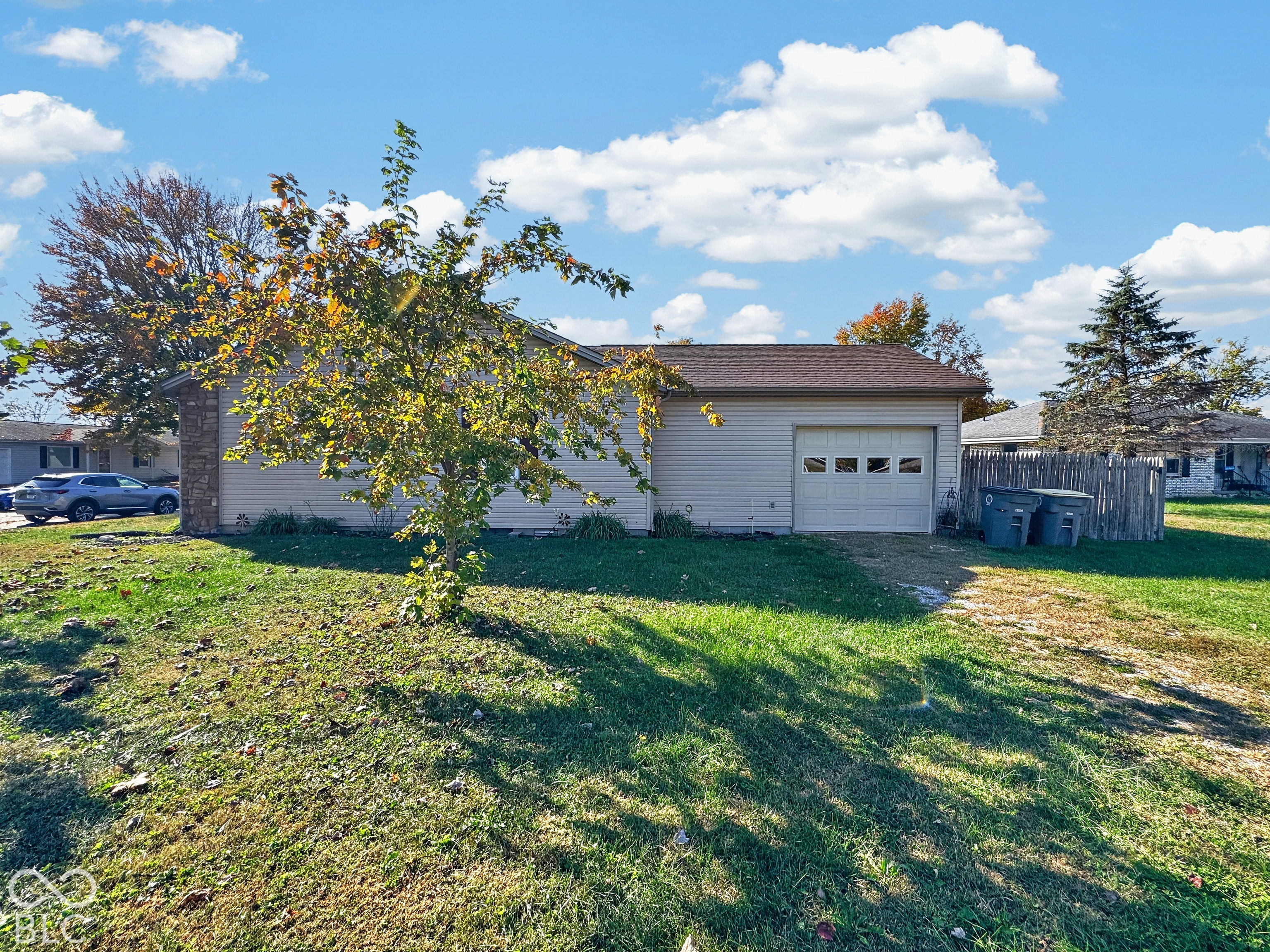 135 E Harrison Drive, Seymour, IN, 47274 photo 5 of 35
