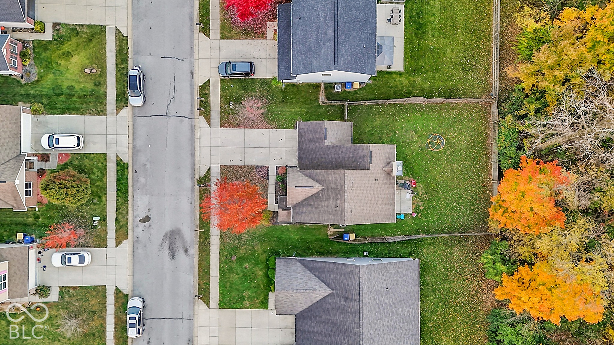 11461 High Grass Drive, Indianapolis, IN, 46235 photo 5 of 51